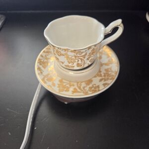 Scentsy Tea Cup/saucer And Stand Warmer